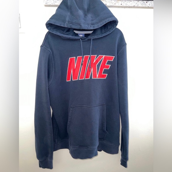 Nike hoodie Men’s L black & red - Picture 8 of 12